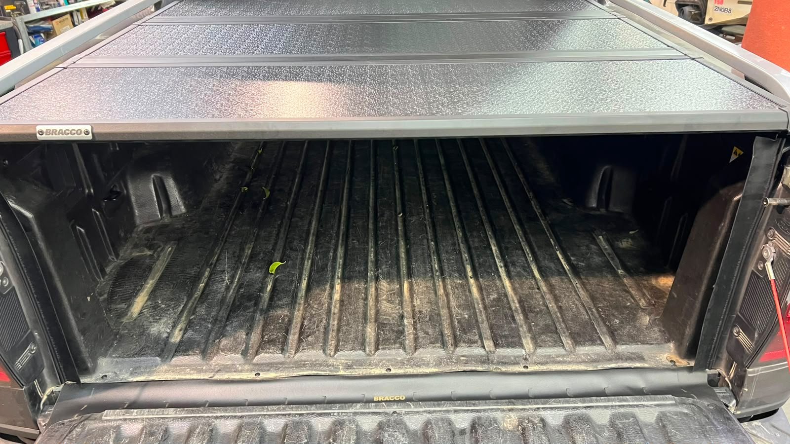 Cobertor y tapa rígida BRACCO en Ford Ranger